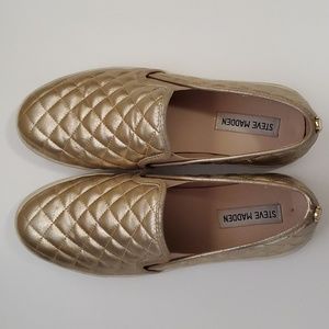 Steve Madden gold shoes- sz 9.5